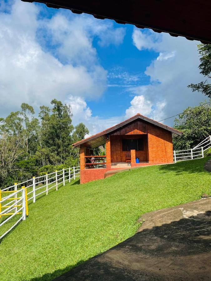 Chales Pedacim Du Ceu Bueno Brandão Buitenkant foto