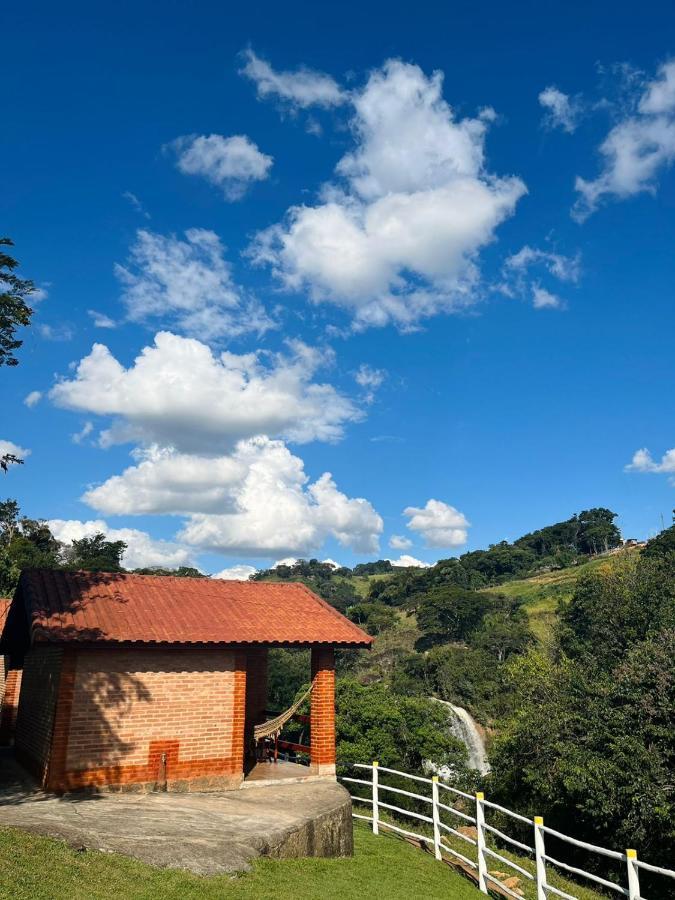 Chales Pedacim Du Ceu Bueno Brandão Buitenkant foto