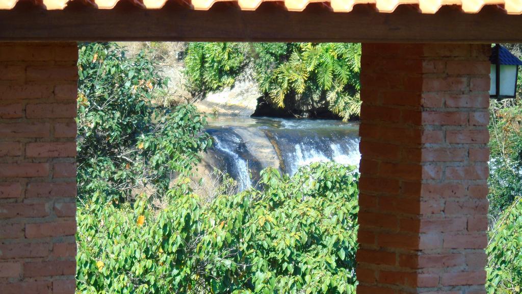 Chales Pedacim Du Ceu Bueno Brandão Buitenkant foto