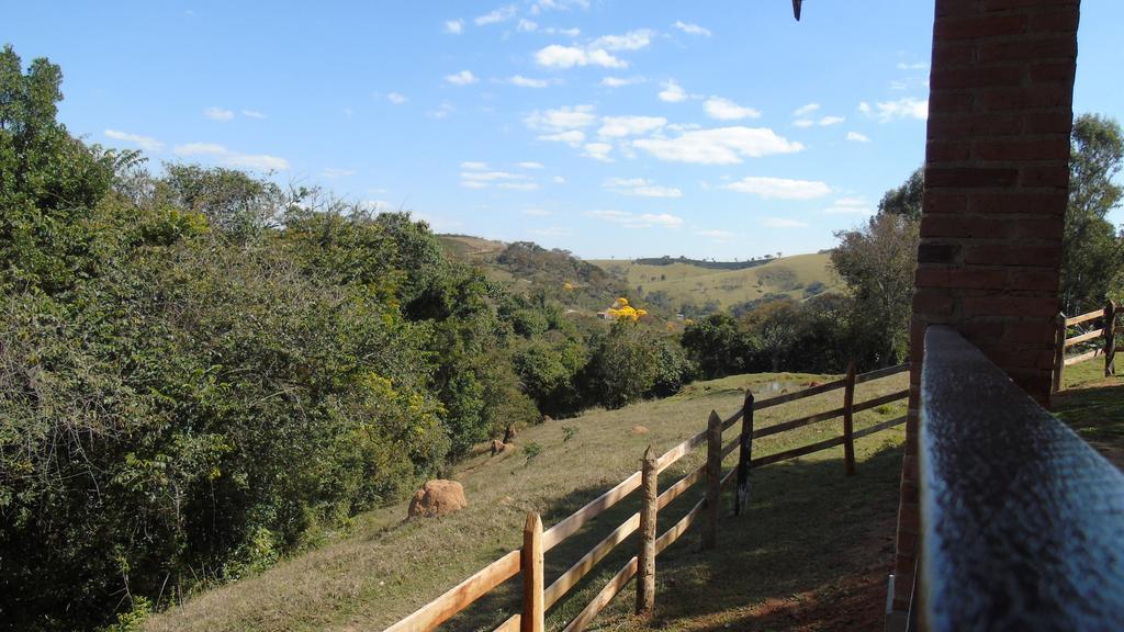 Chales Pedacim Du Ceu Bueno Brandão Buitenkant foto