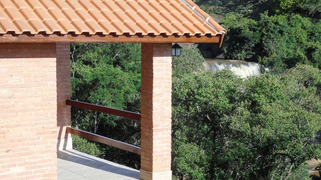 Chales Pedacim Du Ceu Bueno Brandão Buitenkant foto