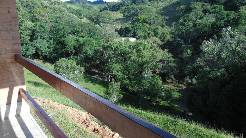 Chales Pedacim Du Ceu Bueno Brandão Buitenkant foto